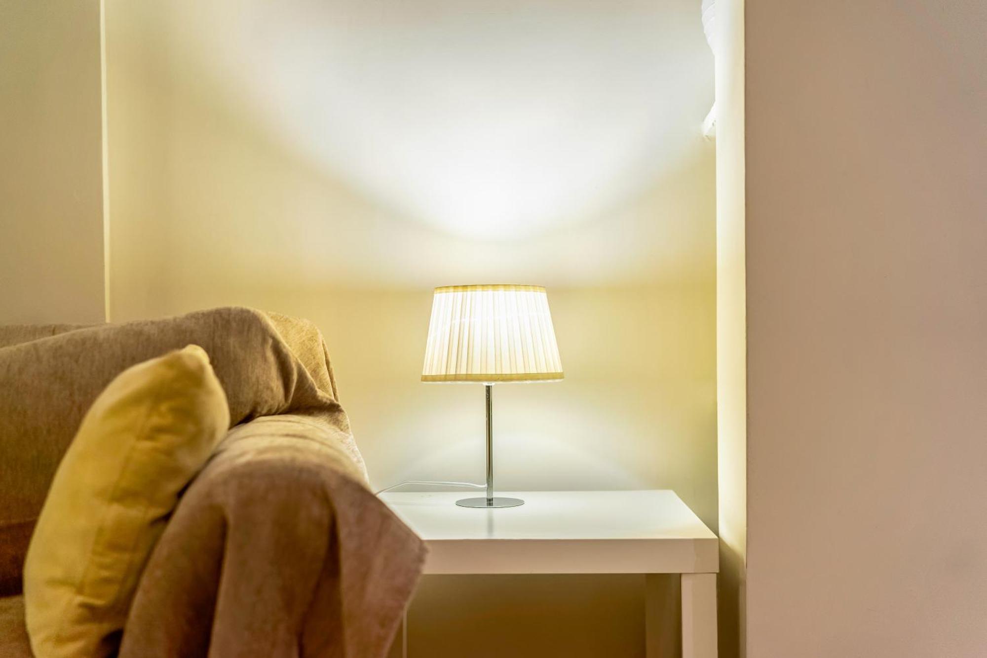 Filopappou Decent Apartment Atene Esterno foto