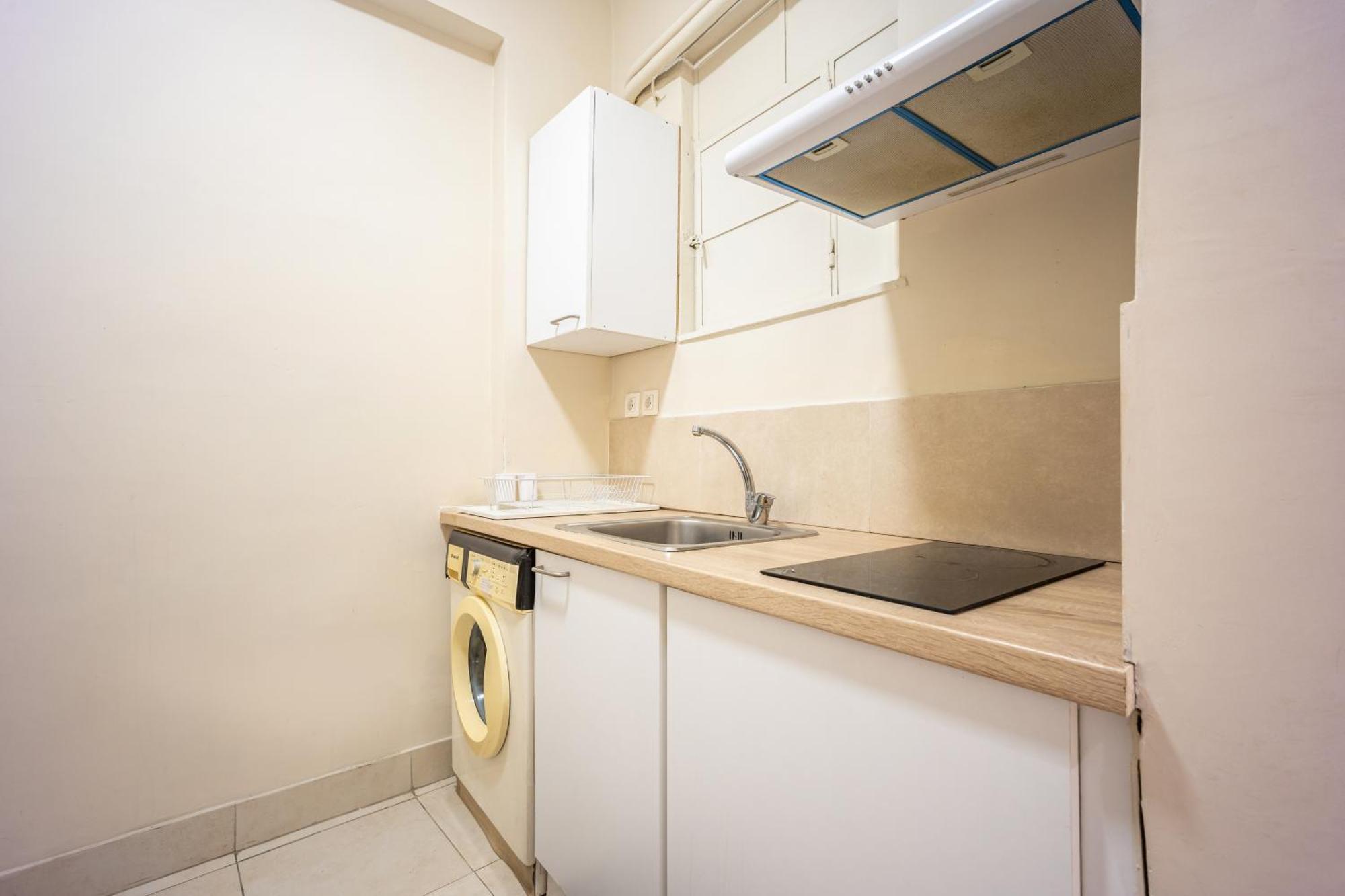 Filopappou Decent Apartment Atene Esterno foto
